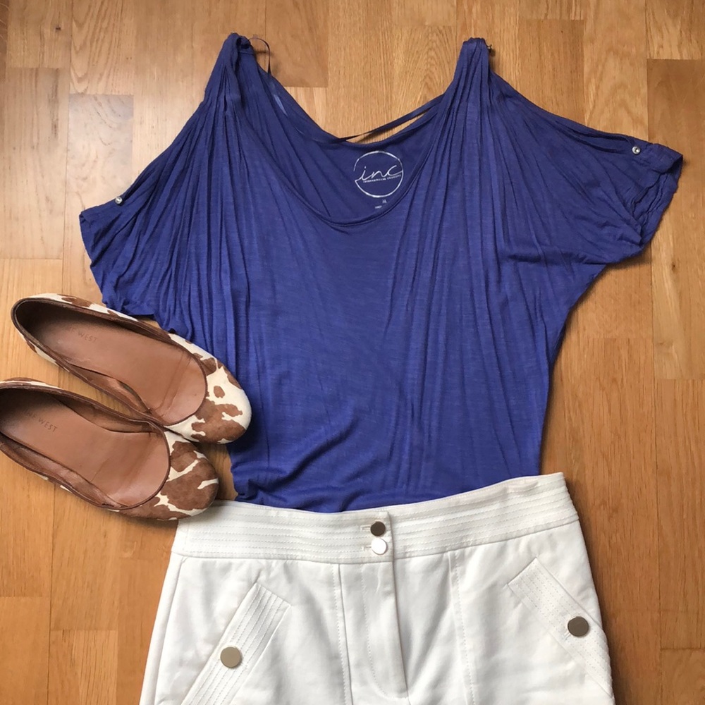 Split sleeve top